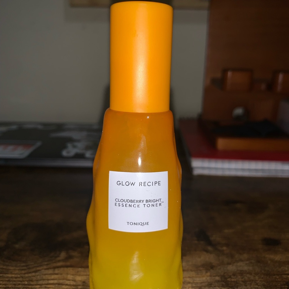 Glow Recipe Cloudberry Bright Essence Toner – NEW – Full Size